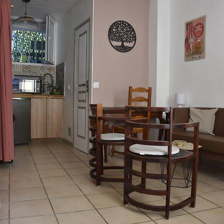 Ferienwohnung Escapade Paisible, Saint-Eugene Marseilles Exterior foto