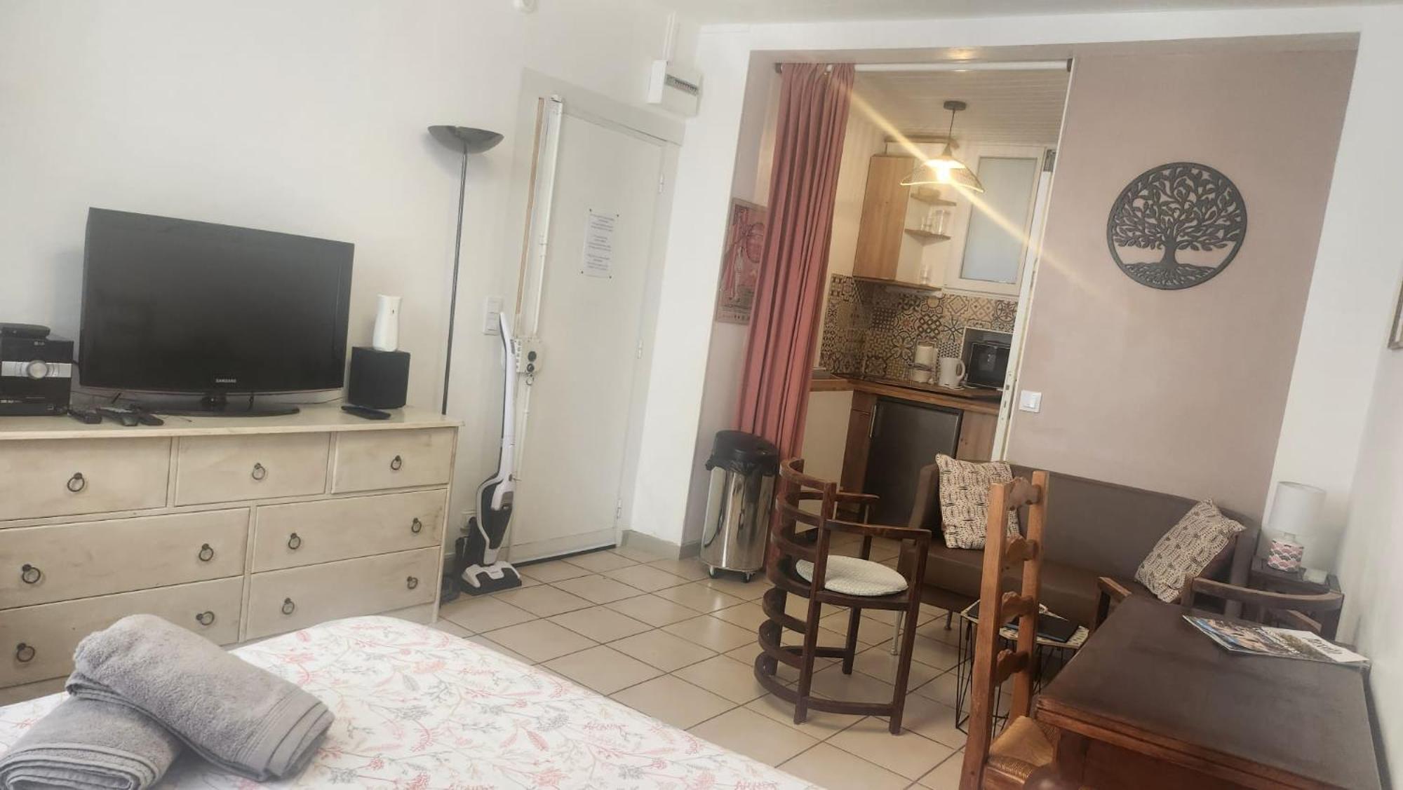 Ferienwohnung Escapade Paisible, Saint-Eugene Marseilles Exterior foto